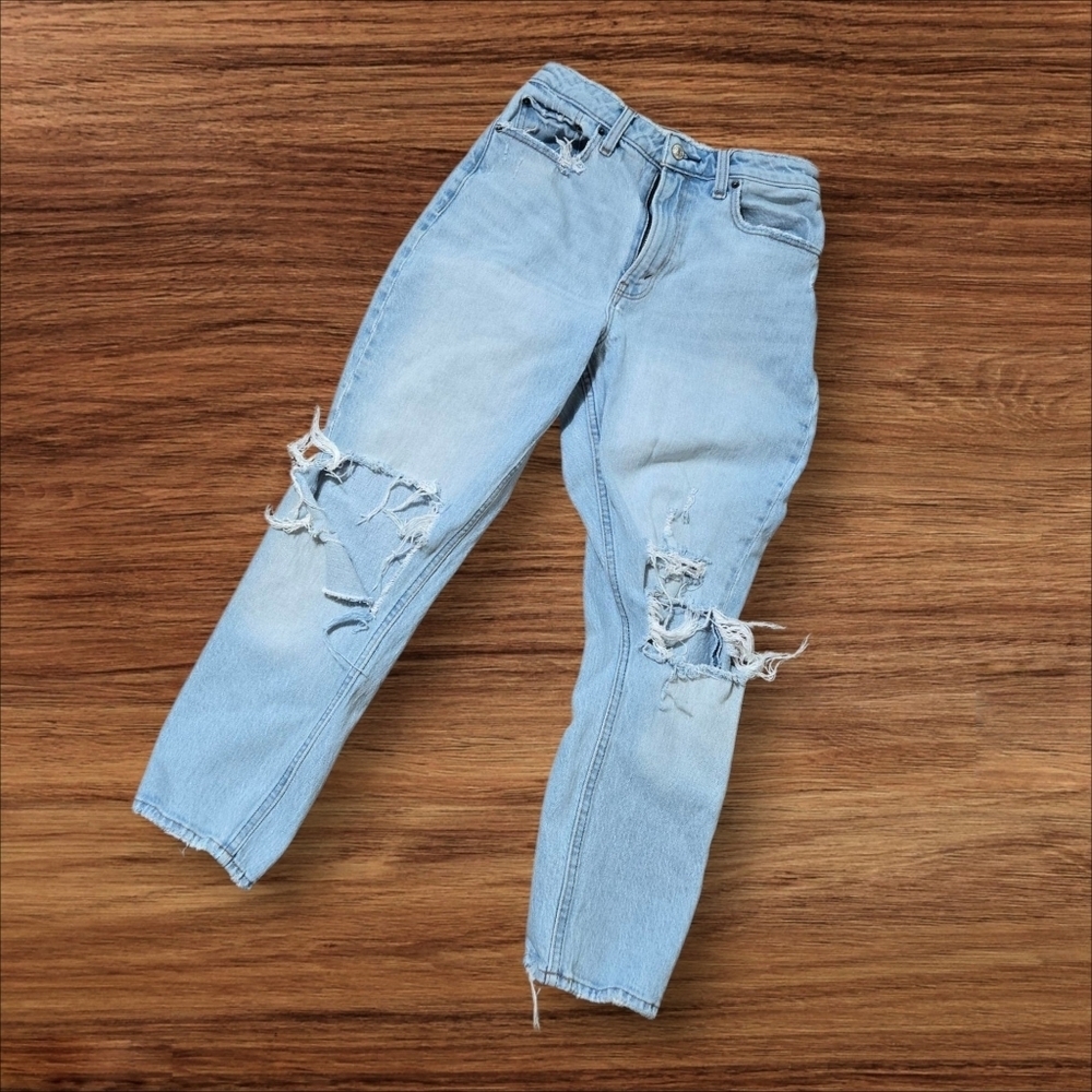 Abercrombie & Fitch Mom High Rise Distressed Jeans